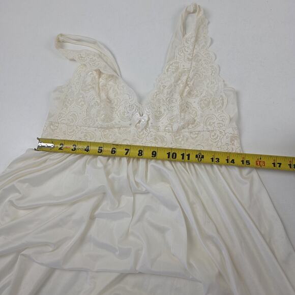 Shadowline Nightgown Womens Medium Ivory Lace Bodice Long Maxi Sleepwear V-Neck - Picture 15 of 16